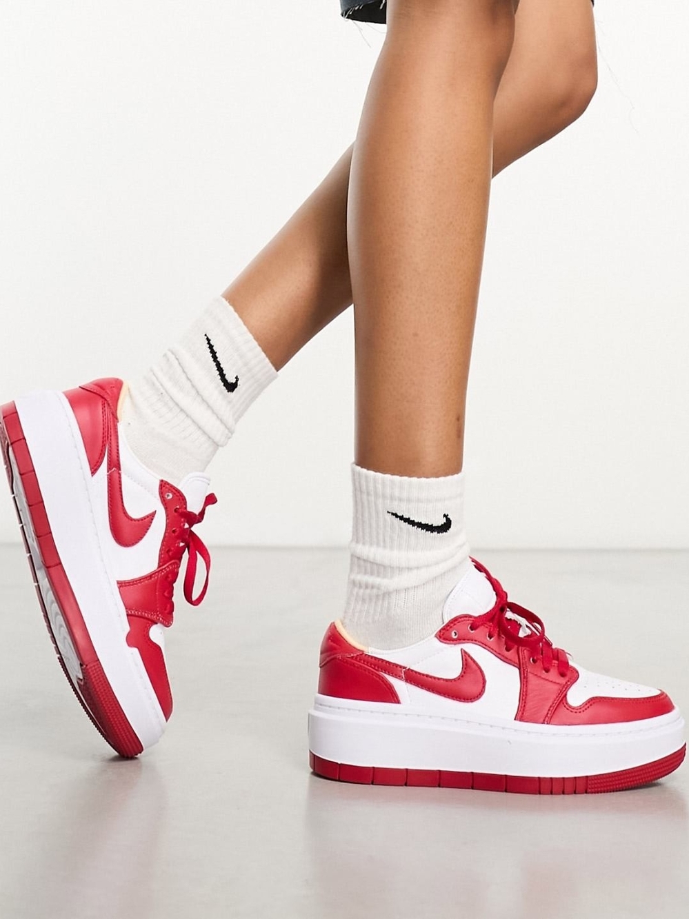 Women’s Air Jordan Elevate Low Varsity Red